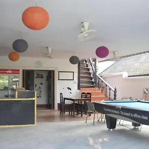 Bed & Breakfast Lpq Backpackers